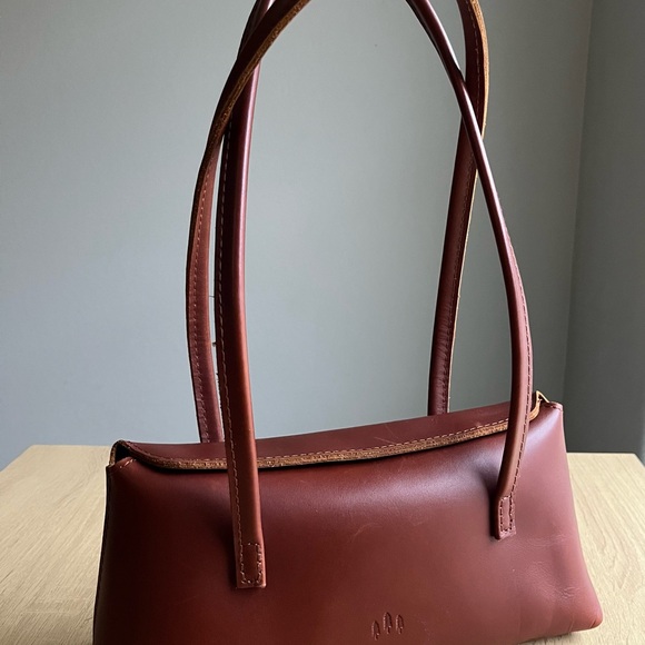 Portland Leather Amelie Chestnut Shoulder Bag - Picture 3 of 8